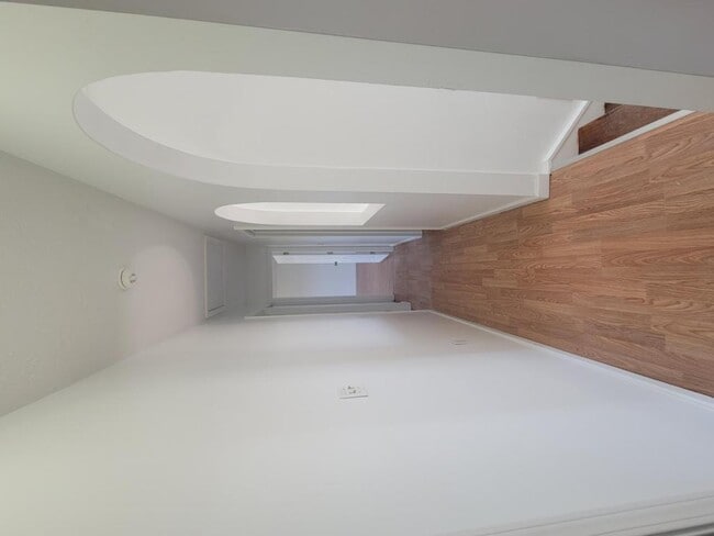 Building Photo - 101 Hemlock Ct