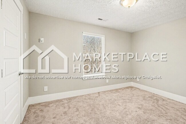 Building Photo - 2437/103 Bell St