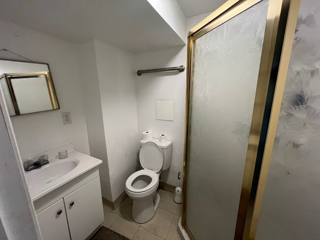 Building Photo - 209 Unicorn Pl