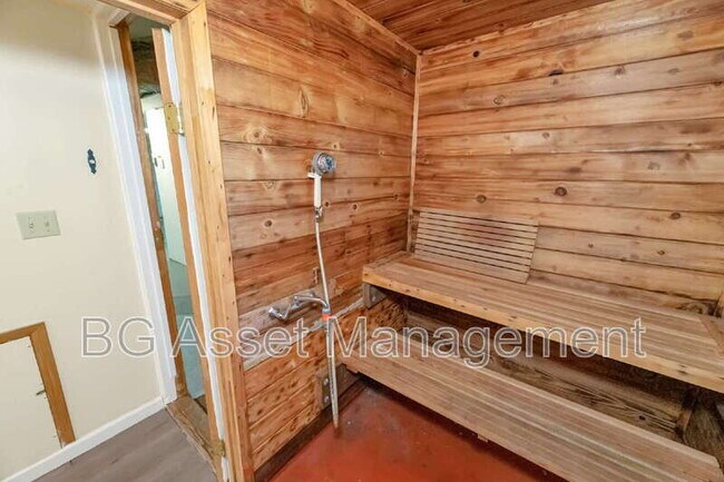 Building Photo - 6606 Aqua Vista Ct