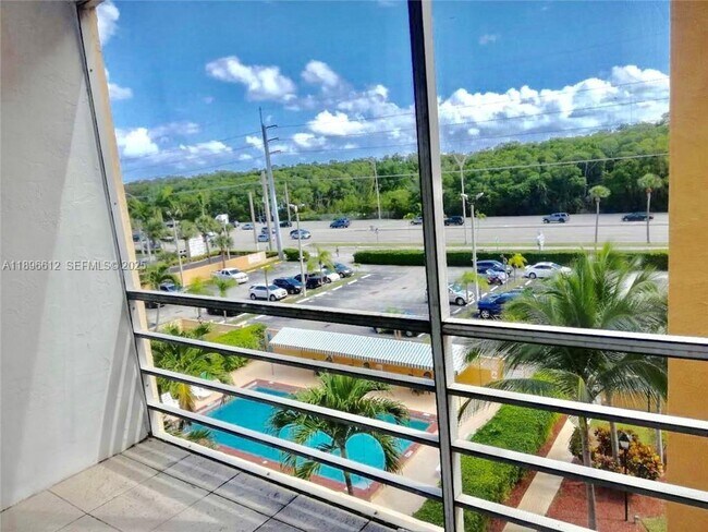 Building Photo - 2935 NE 163rd St