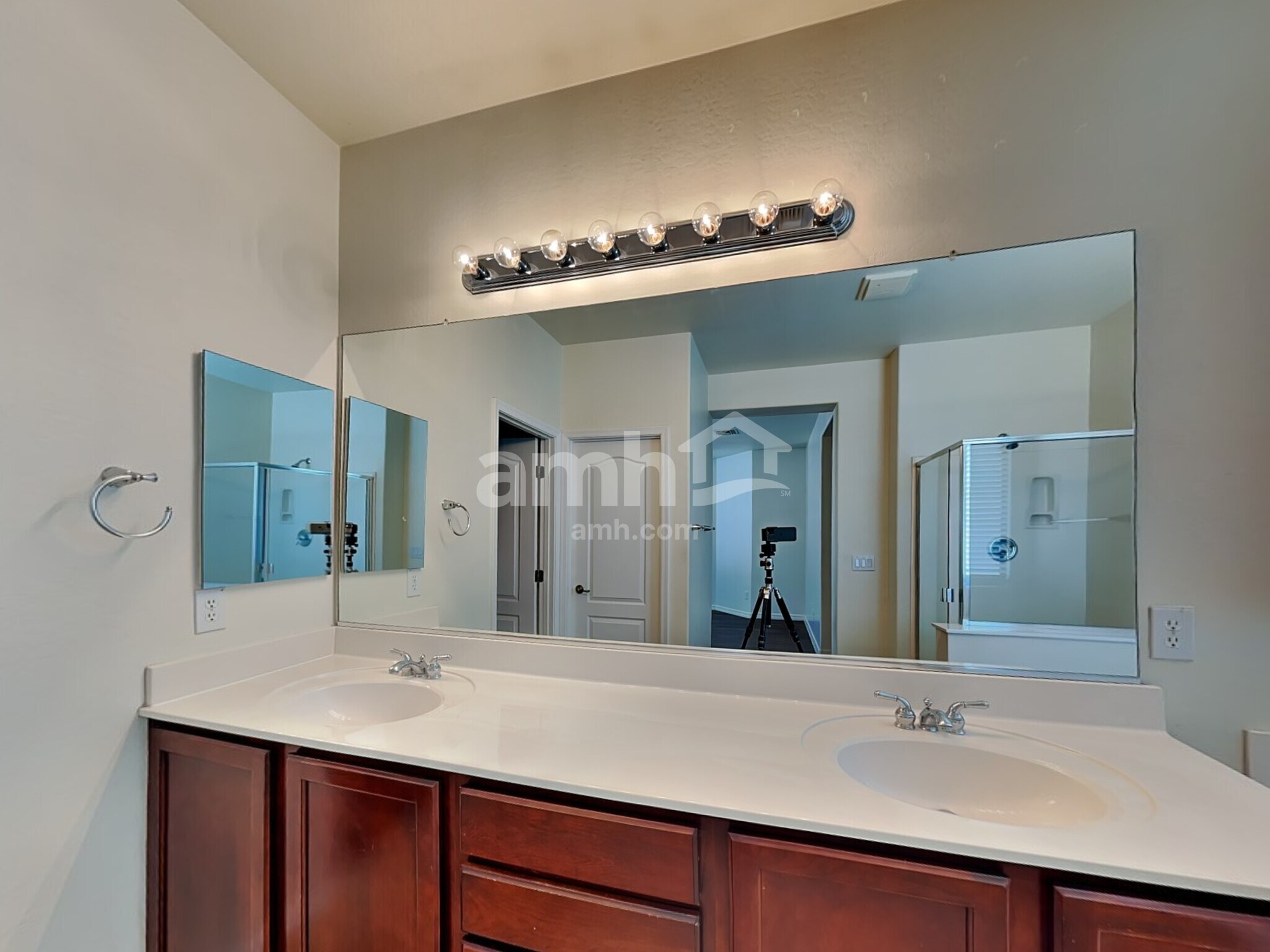 Building Photo - 6808 W Ridgeline Rd