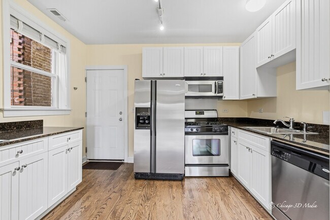 Building Photo - 1224 Elmwood Ave