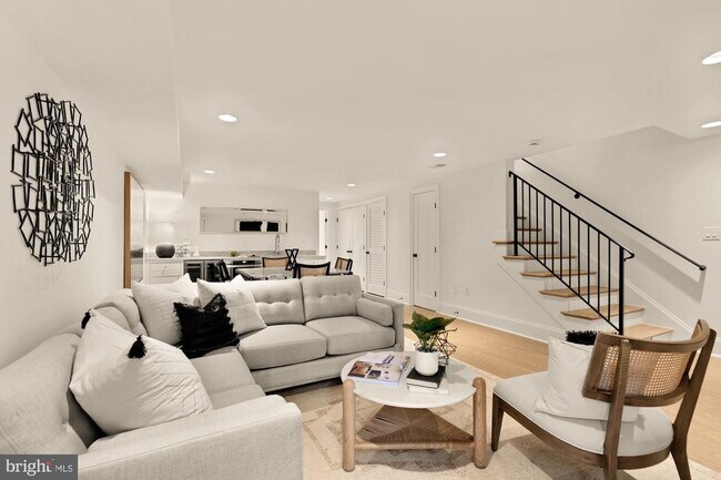 Building Photo - 4830 8th St NW