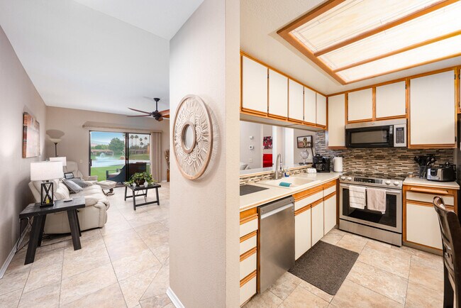 Building Photo - 28914 Desert Princess Dr