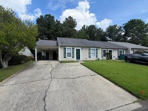 Building Photo - 104 Single Tree Ln