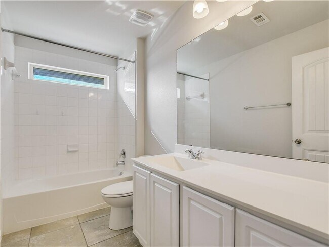 Building Photo - 525 Heinatz Flat Ln