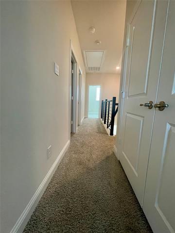 Building Photo - 8909 Shoppers Ln