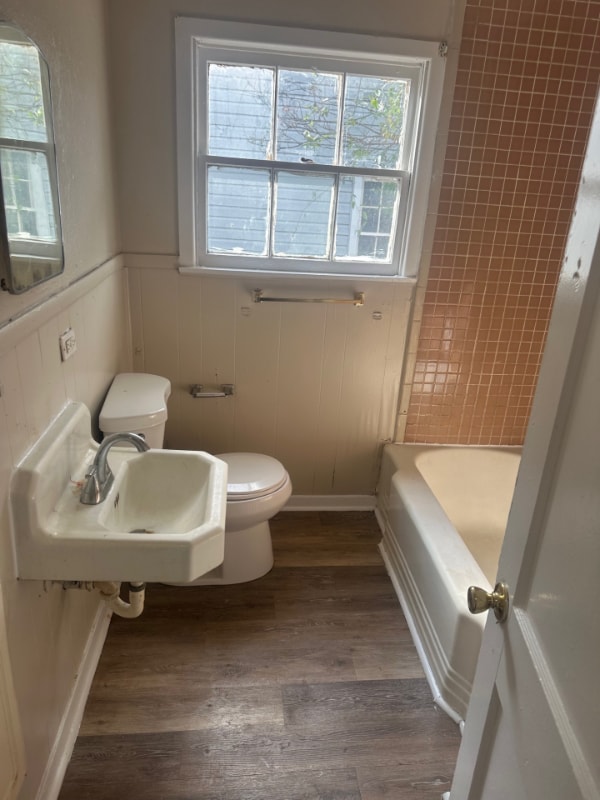 Building Photo - 3804 Lasker Ave