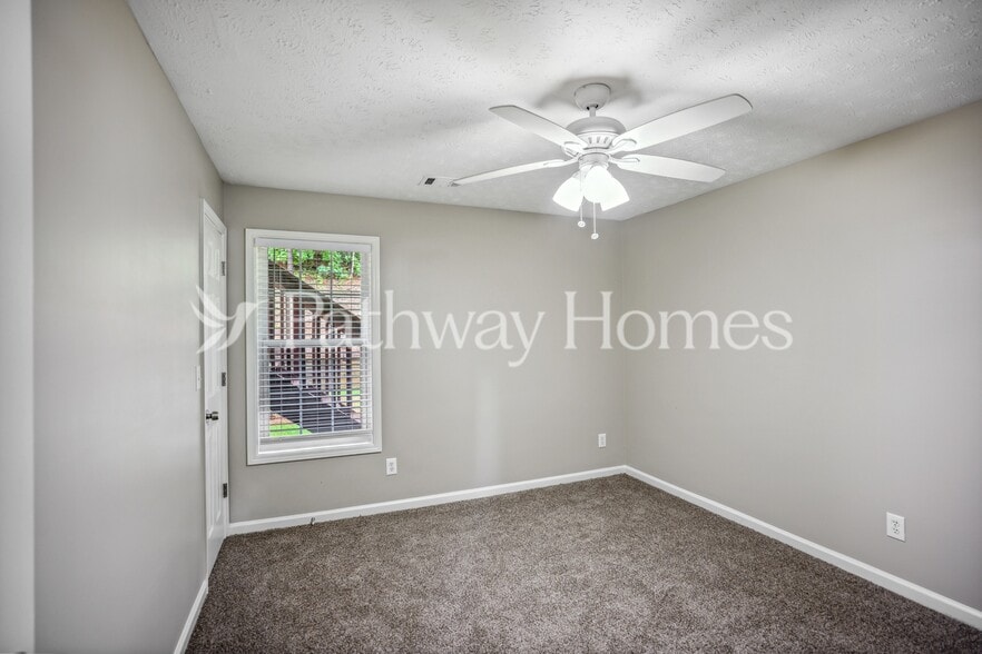 Building Photo - 2035 Patrick Mill Pl NE