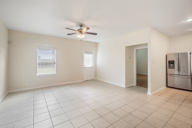 Building Photo - 2516 Pearl Ct