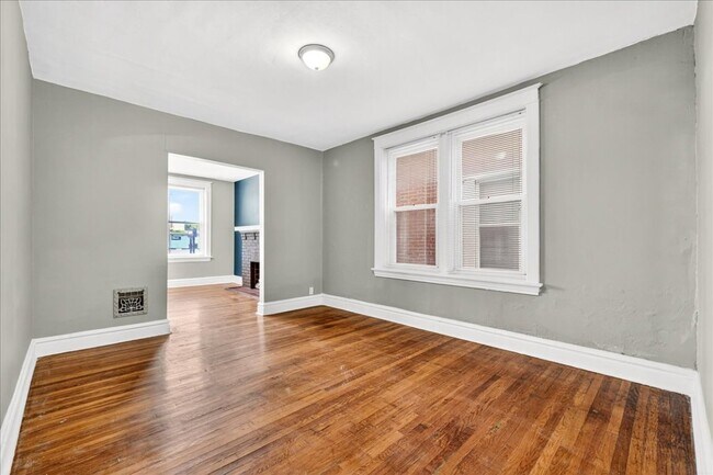 Building Photo - 3844 Gravois Ave