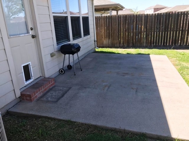 Building Photo - 2215 Sumac Dr