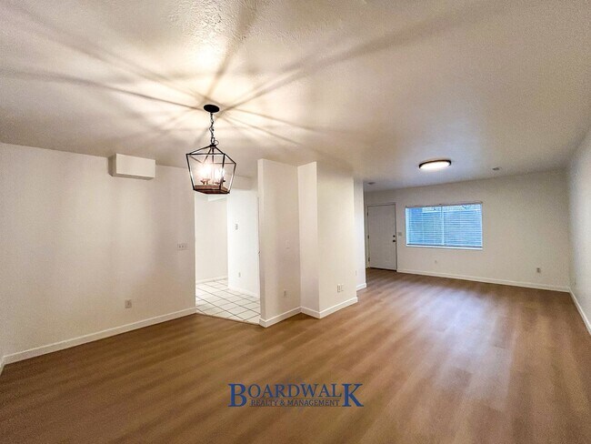 Building Photo - 3140 S 3200 W