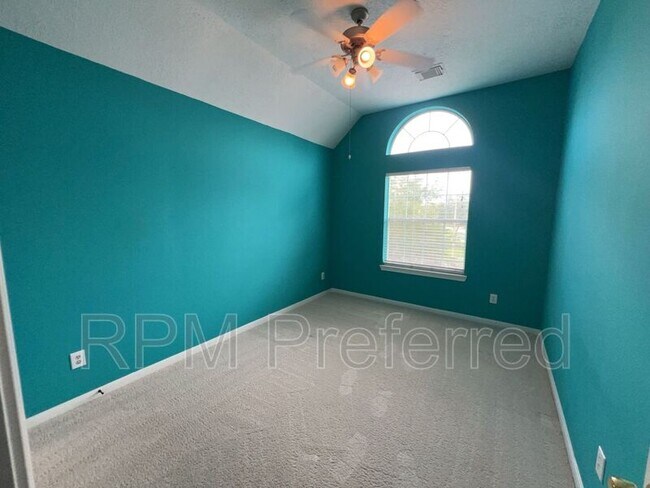 Building Photo - 2513 Flycatcher Cove Dr