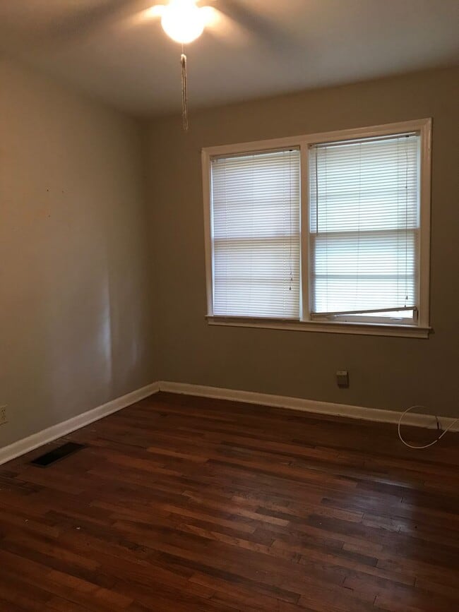 Building Photo - 1406 Atkamire Dr