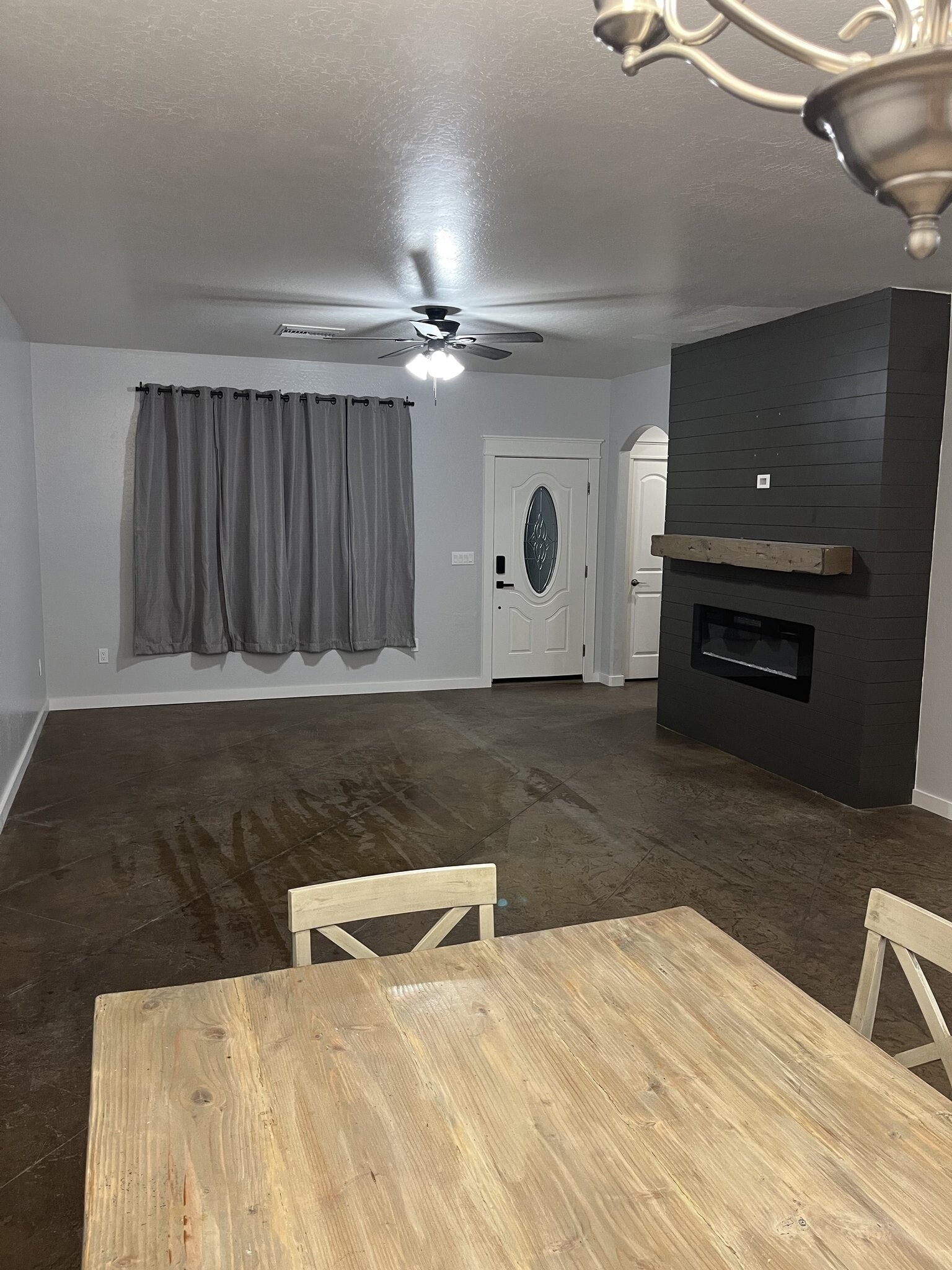 Building Photo - 720 S 600 W