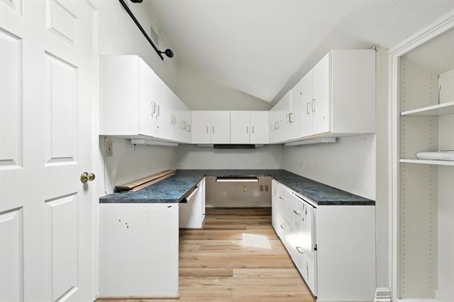 Building Photo - 7021 Lattimore Dr