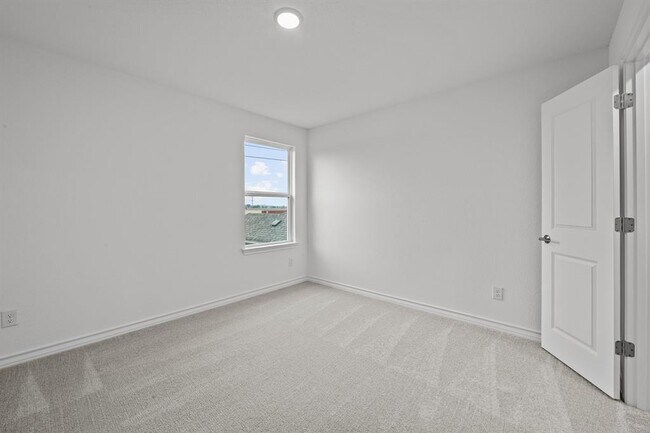 Building Photo - 103 Adeline Rd