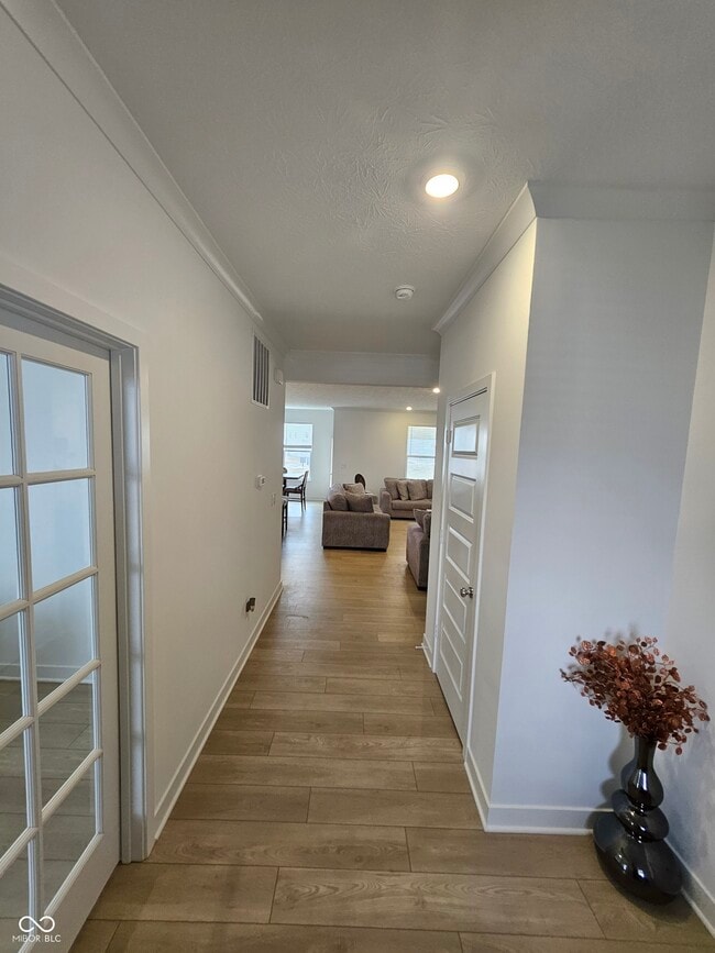 Building Photo - 15445 Hurst Rd