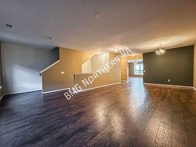 Building Photo - 9535 Center St