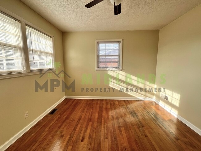 Building Photo - 1217 Faraway Dr