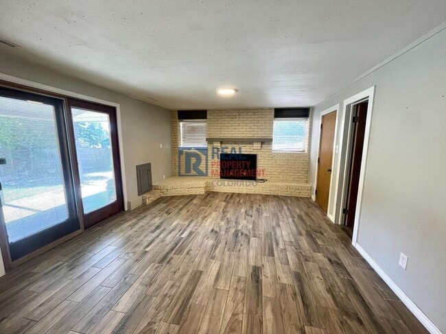 Building Photo - 4085 Host Ln