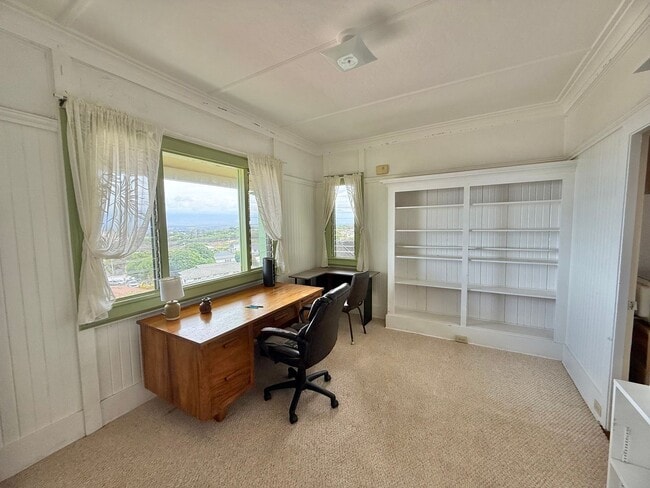 Building Photo - Partially Furnished Spacious 5 Bedroom / 2 Bathroom Home with Ocean View – Sandhills