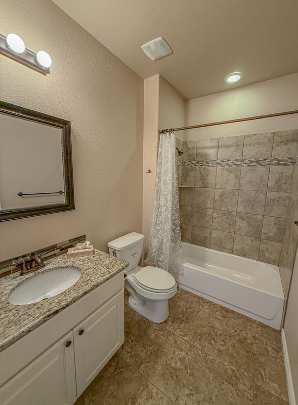 Building Photo - 300 Western Sky Trail