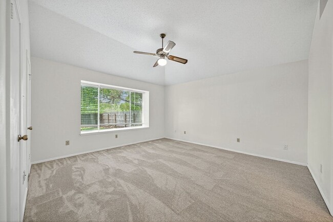 Building Photo - Schertz School District in Woodland Oaks S...