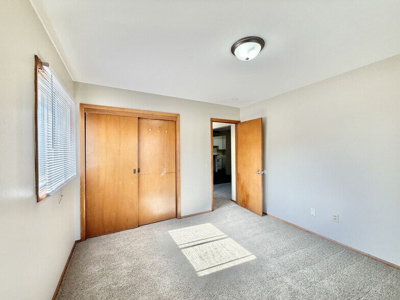 Building Photo - 2505 Calypso Rd