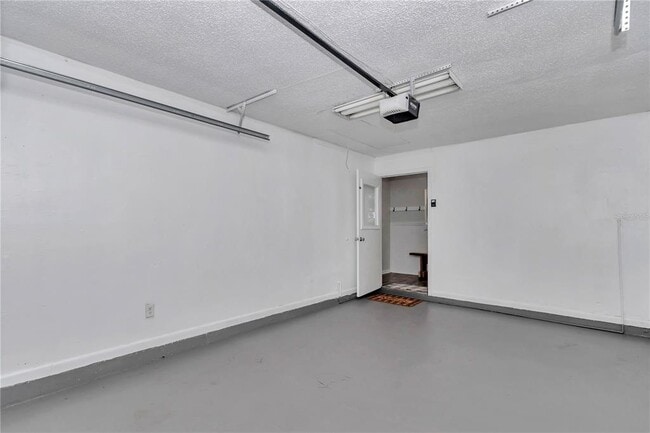 Building Photo - 3640 SE 131st Ln