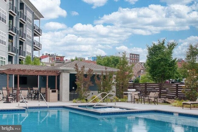 Building Photo - 131 Bridge Street Unit 1B-2-2420