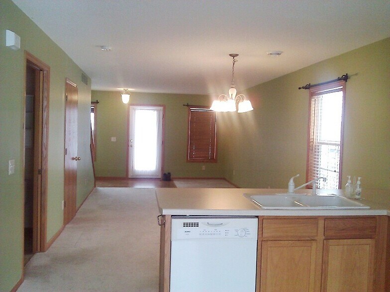 Building Photo - 1960 Pika Trl