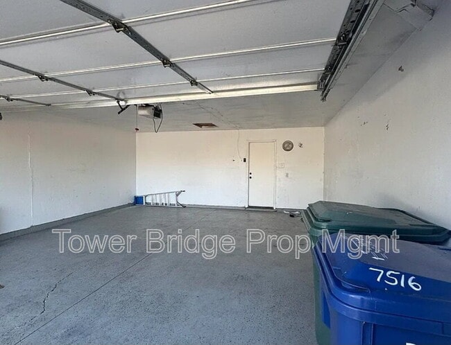 Building Photo - 7516 Whisperwillow Dr