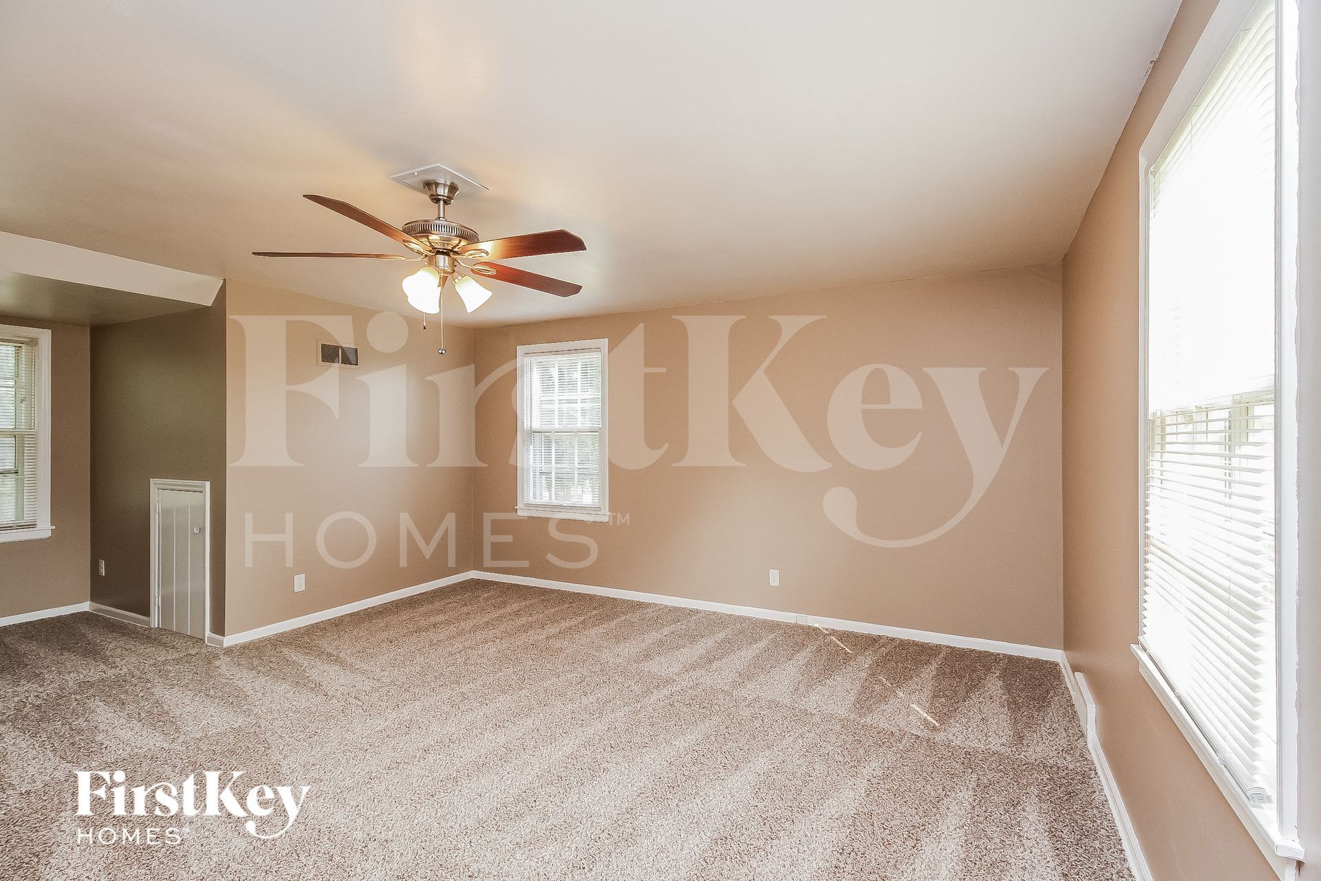 Building Photo - 3609 NE 49th Terrace