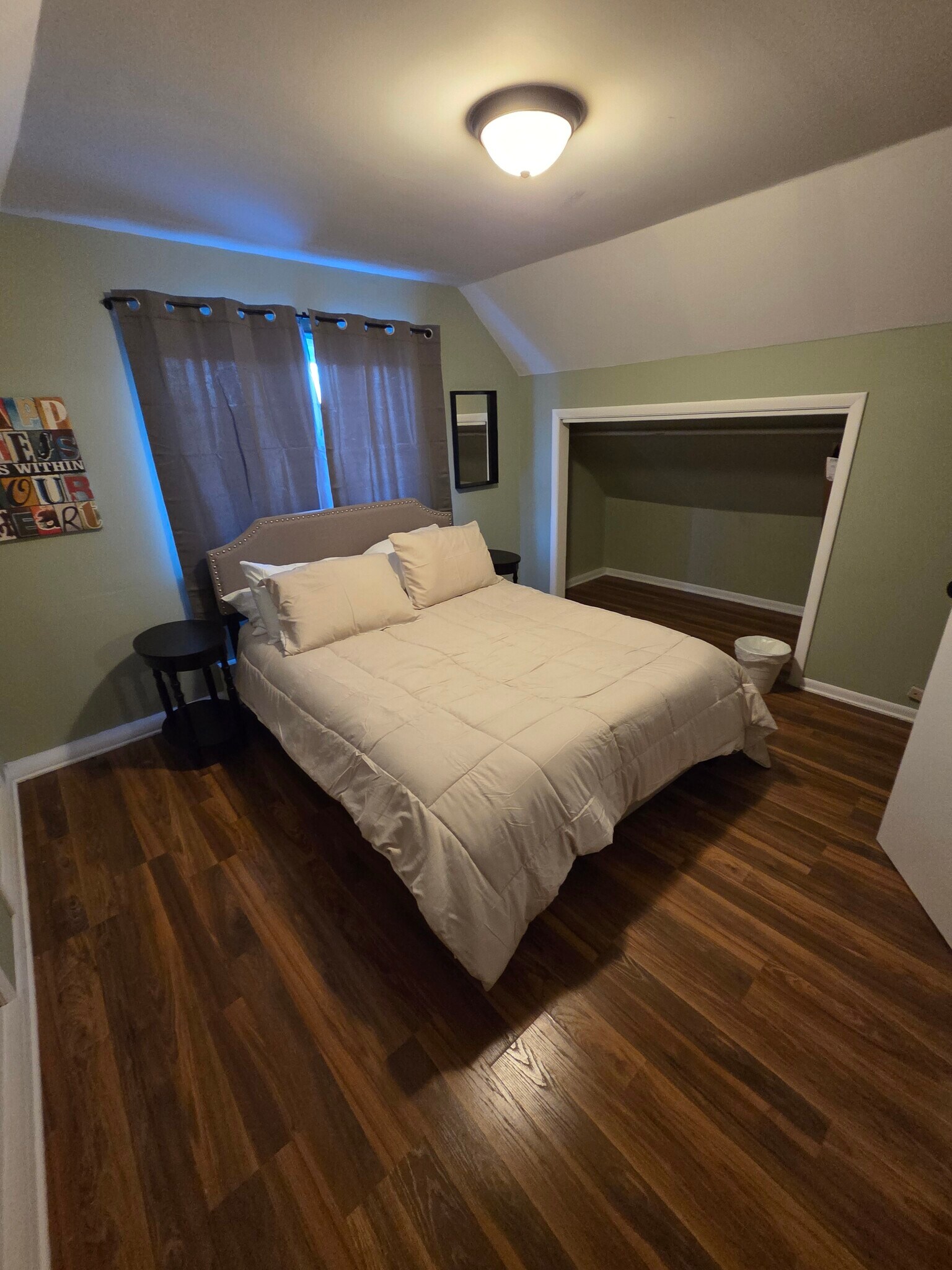 Building Photo - 335 Shakopee Ave E