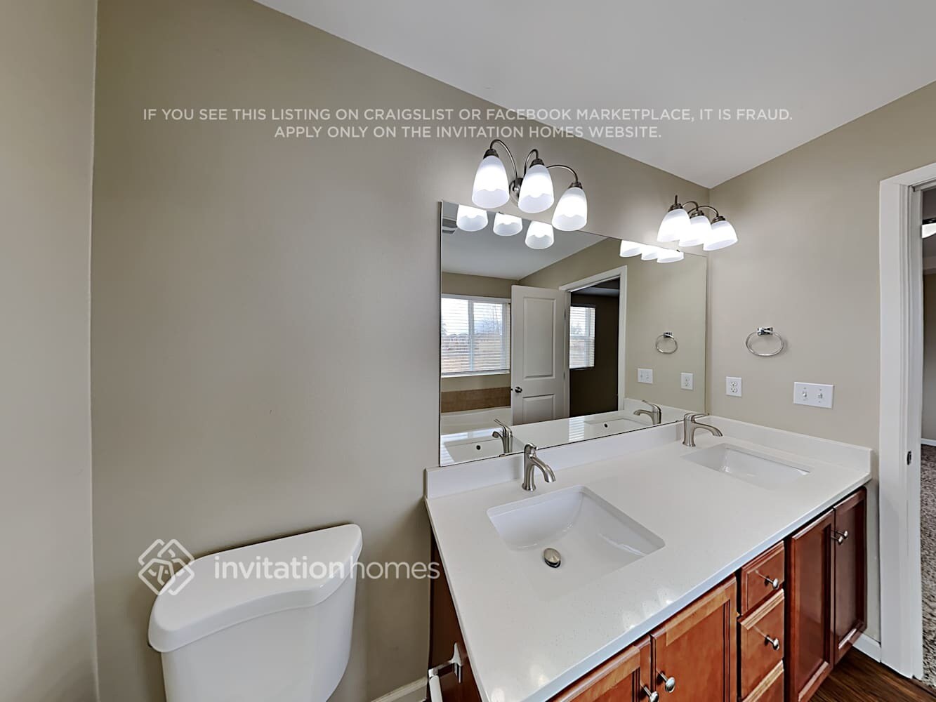 Building Photo - 19106 19th Ave Ct E