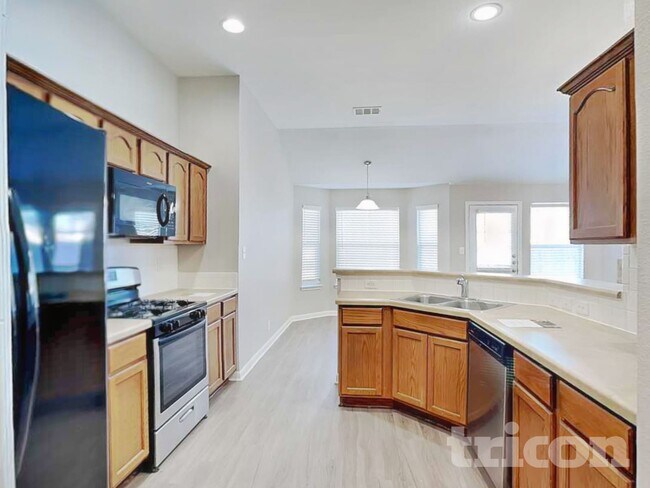 Building Photo - 8527 Sea Rim Dr