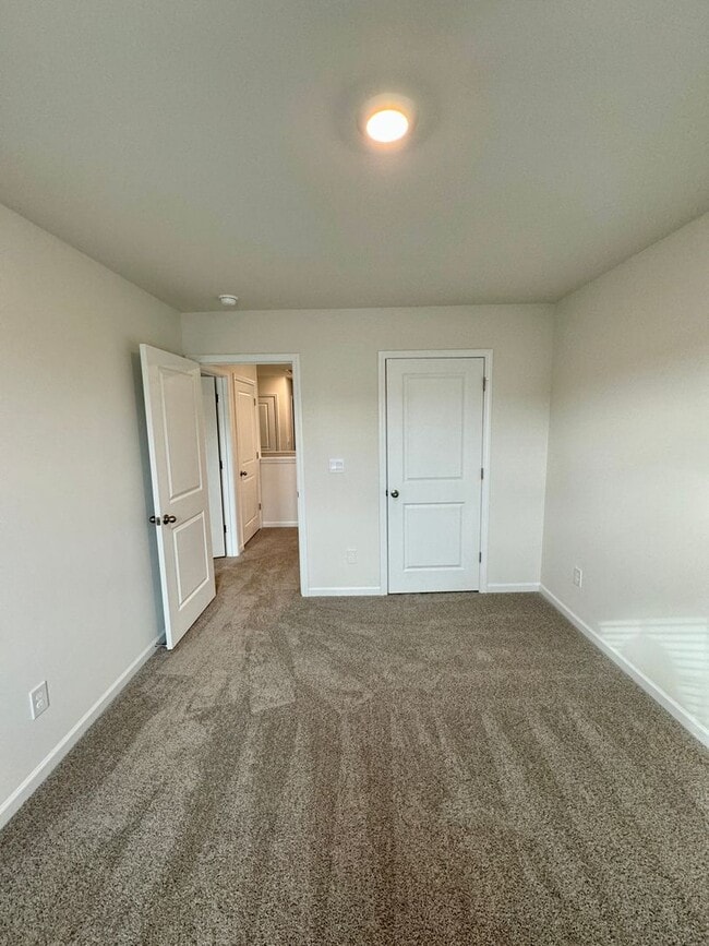 Building Photo - 3BR/2.5BA Home in Hamilton Woods