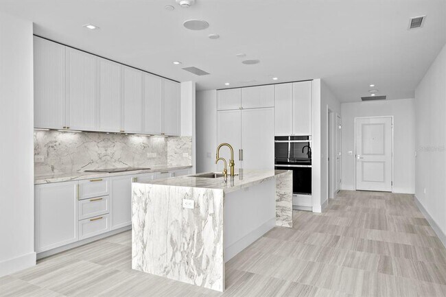 Building Photo - 3015 S Ysabella Ave
