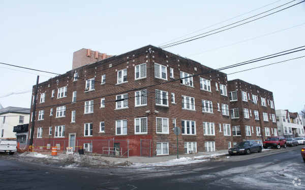 Building Photo - 330-338 E 23rd St