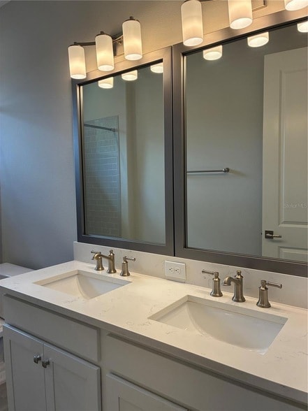 Building Photo - 5134 San Martino Dr