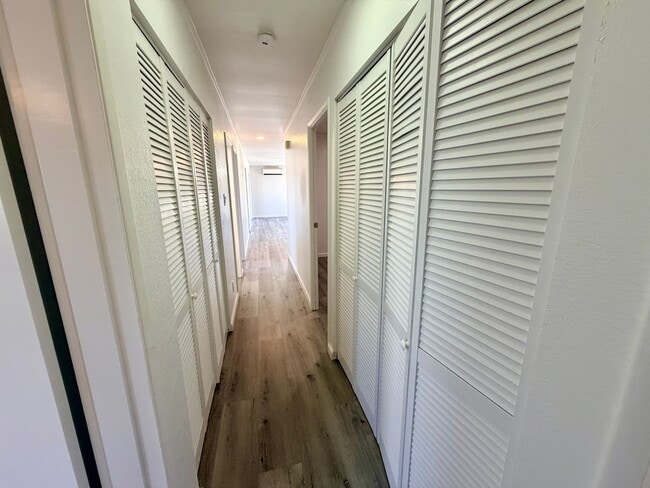 Building Photo - Newly Renovated 5BR/2BA Home – Move-In Ready in Pearl City