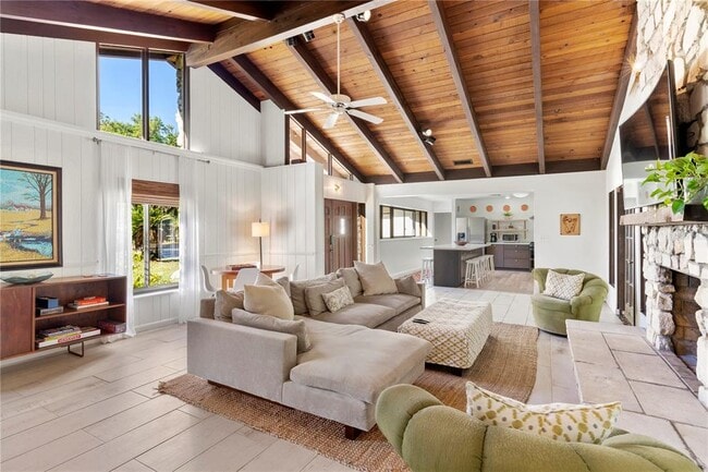 Building Photo - 804 Pennsylvania Way