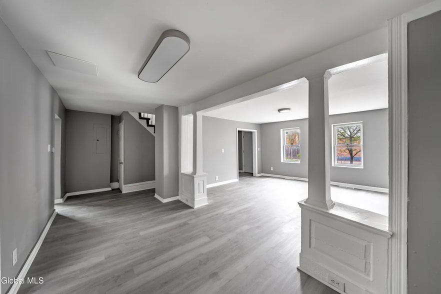 Building Photo - 362 2nd St