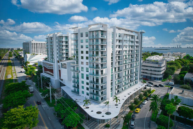 Building Photo - 3900 Biscayne Blvd