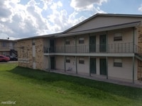 Building Photo - 505 Hackberry St