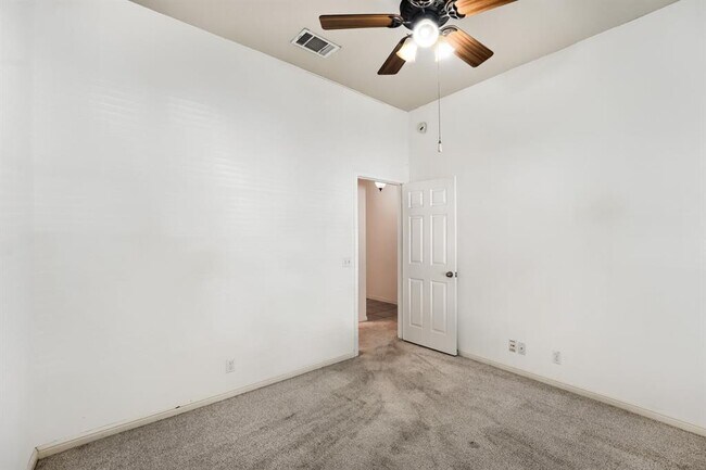 Building Photo - 19009 Leigh Ln