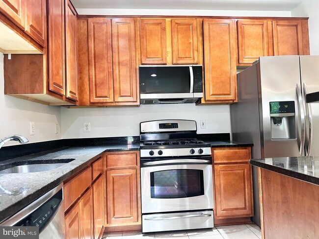 Building Photo - 11305 Aristotle Dr
